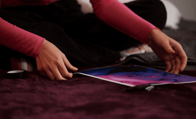 How TCL Figured Out the Holy Grail of E-Ink and AMOLED Displays