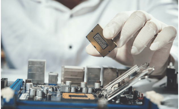 How Nanotechnology is Creating Indestructible Materials for Consumer Electronics