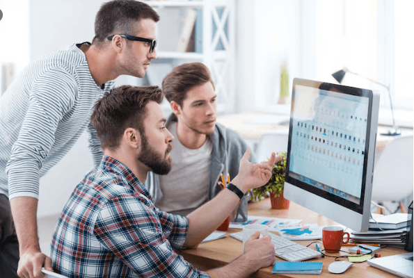 Why Top Software Engineers in San Francisco Are Becoming "Prompt Architects" to Survive